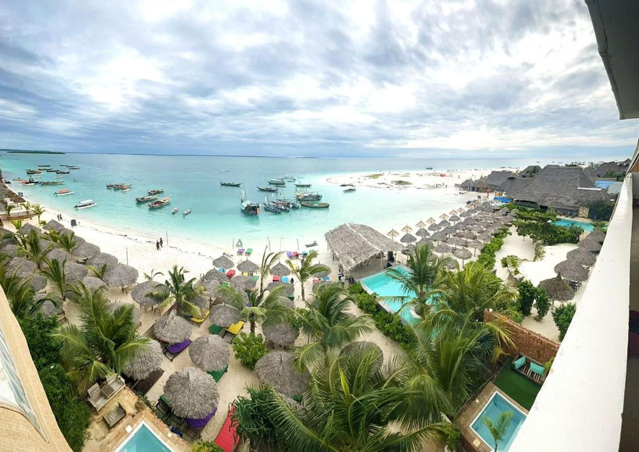 Lazy Beach Hotel เคนด์วา ภายนอก รูปภาพ